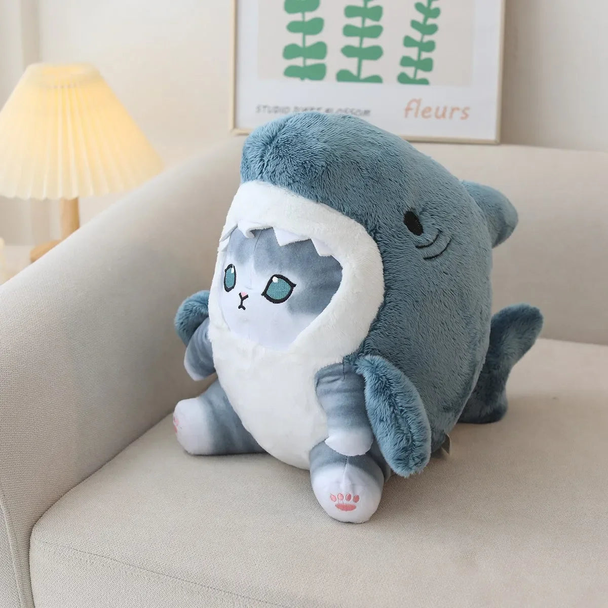 Gatitos de Peluche Disfrazados de Tiburón