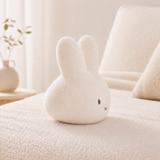 Peluche Conejito – Suave, tierno y decorativo